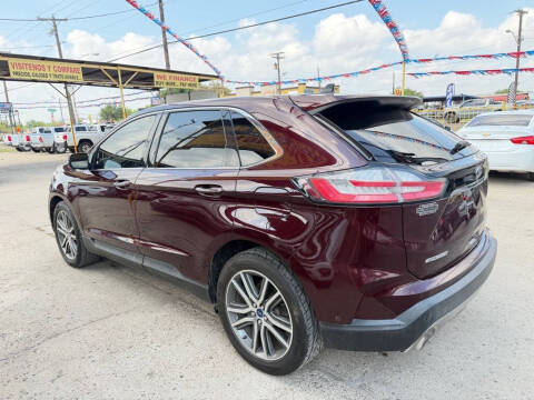 2020 Ford Edge Titanium