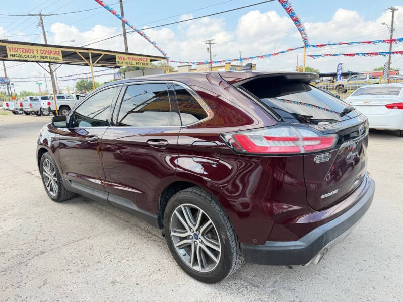2020 Ford Edge Titanium