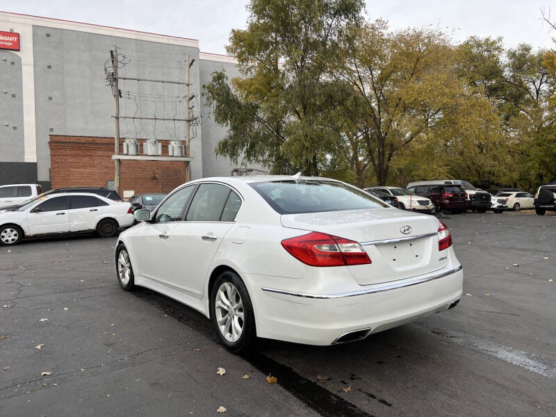 2012 Hyundai Genesis 3.8L V6