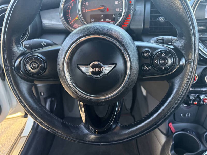 2016 MINI Hardtop 4 Door Cooper