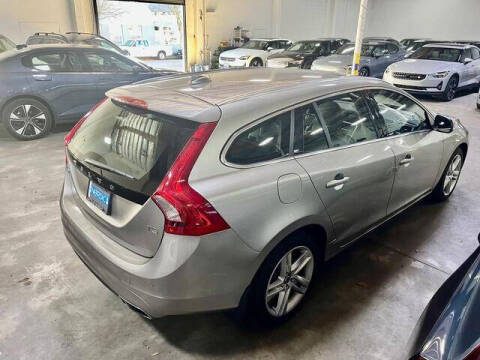 2015 Volvo V60 T5 Drive-E Platinum