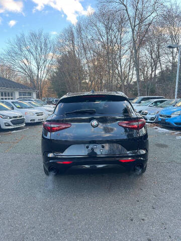 2020 Alfa Romeo Stelvio Sport