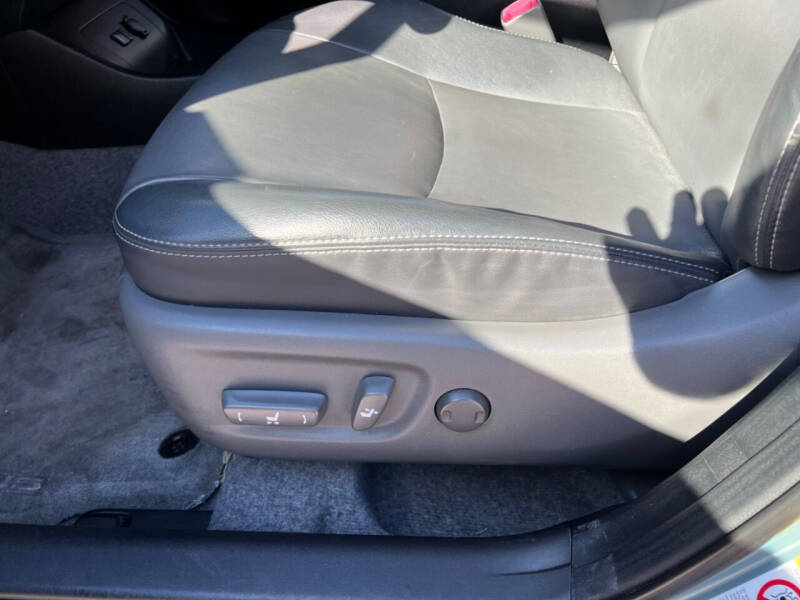 2013 Toyota Prius Four