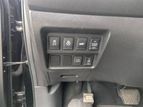 2013 Nissan Pathfinder Platinum