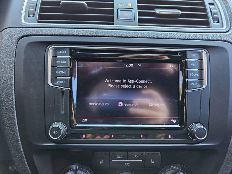 2016 Volkswagen Jetta