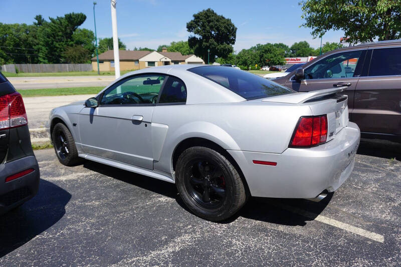 2000 Ford Mustang GT