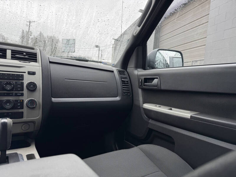 2009 Ford Escape XLT