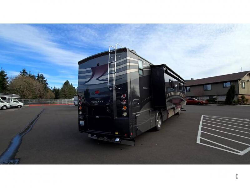 2013 Freightliner XCR Chassis