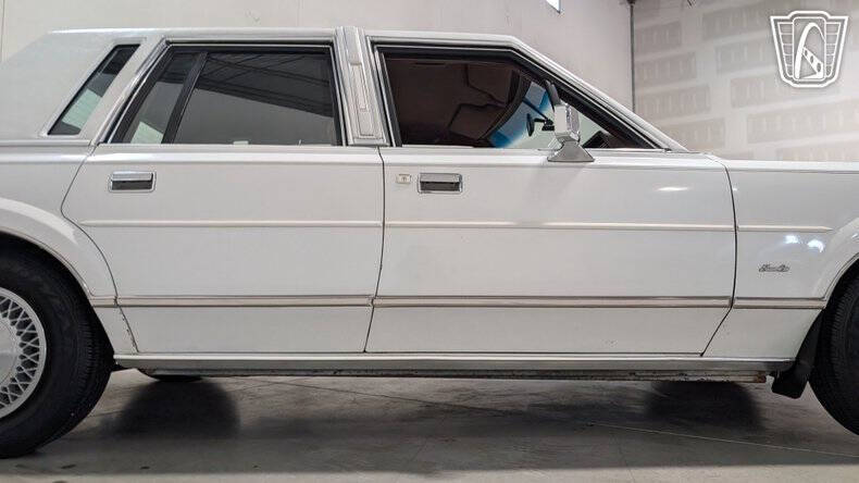 1988 Lincoln Town Car