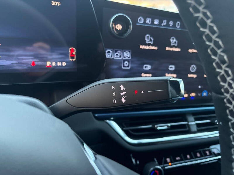 2026 Chevrolet Equinox EV LT 2