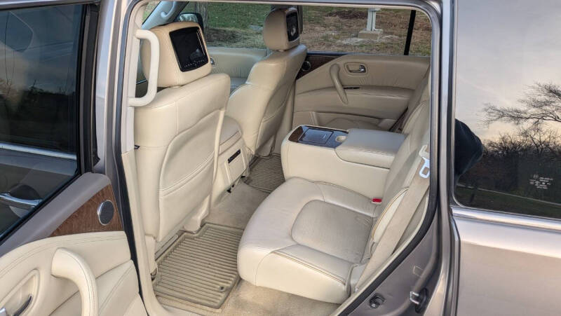2015 Infiniti QX80