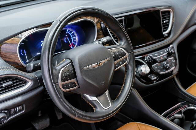 2022 Chrysler Pacifica Hybrid Pinnacle