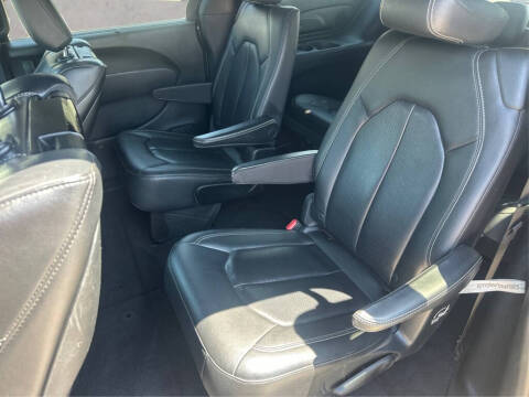 2018 Chrysler Pacifica Touring L Plus