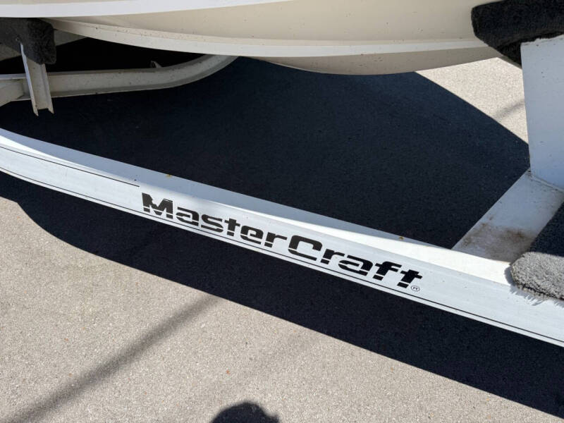 1988 MasterCraft TriStar 190