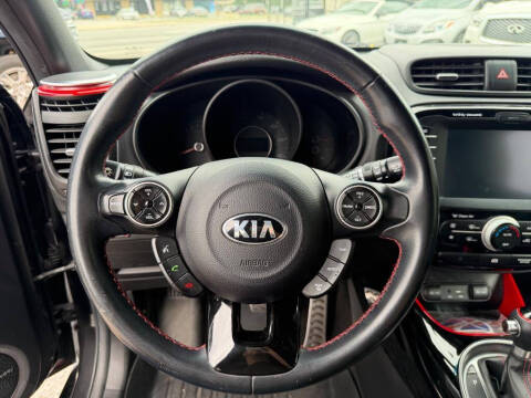 2015 Kia Soul +