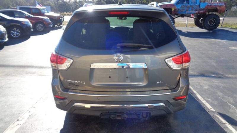 2015 Nissan Pathfinder SL