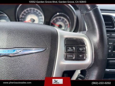 2014 Chrysler 200 Touring