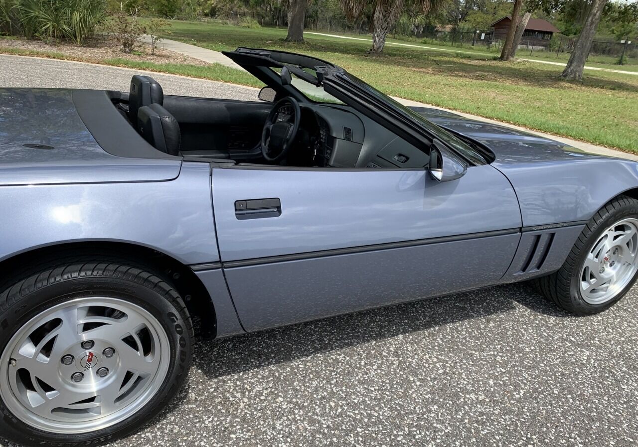 1990 Chevrolet Corvette 31