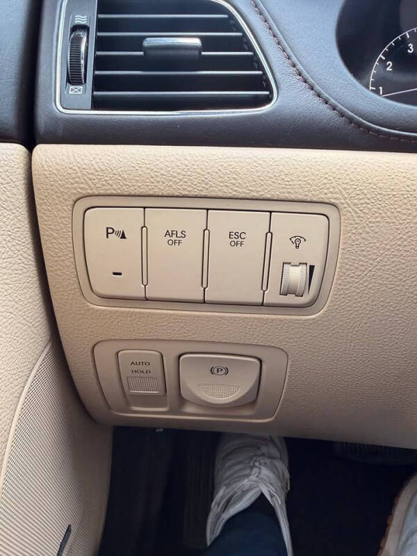2011 Hyundai Genesis 3.8L V6
