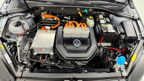 2016 Volkswagen e-Golf SE