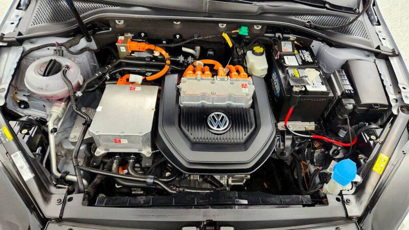 2016 Volkswagen e-Golf SE