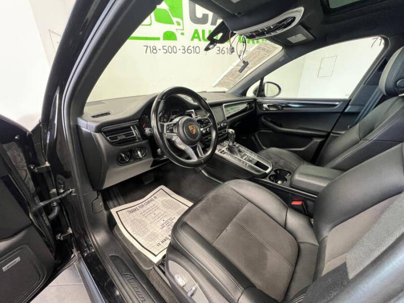 2021 Porsche Macan