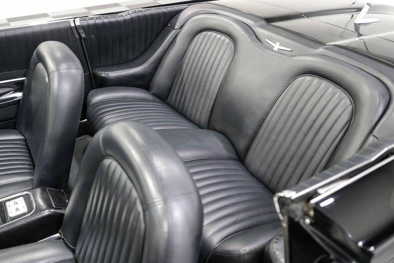 1960 Ford Thunderbird
