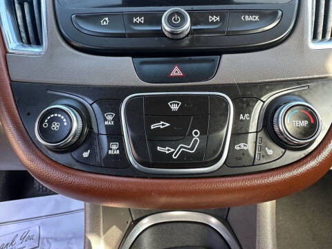 2017 Chevrolet Malibu LT