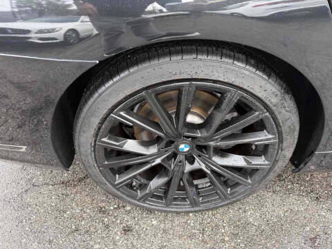 2020 BMW 7 Series 740i