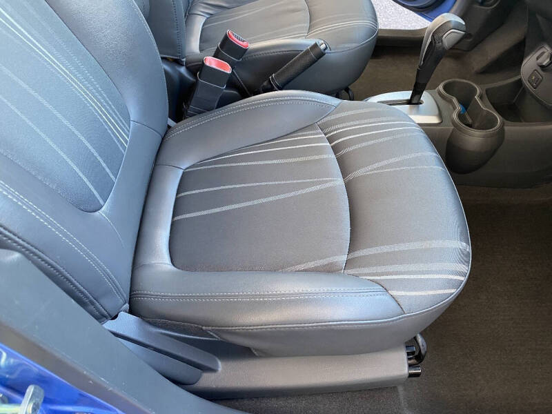 2013 Chevrolet Spark 1LT Auto