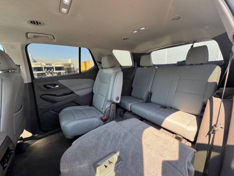 2021 Chevrolet Traverse LT Leather