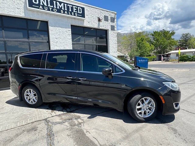 2017 Chrysler Pacifica Touring Plus