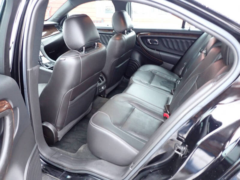 2016 Ford Taurus Limited