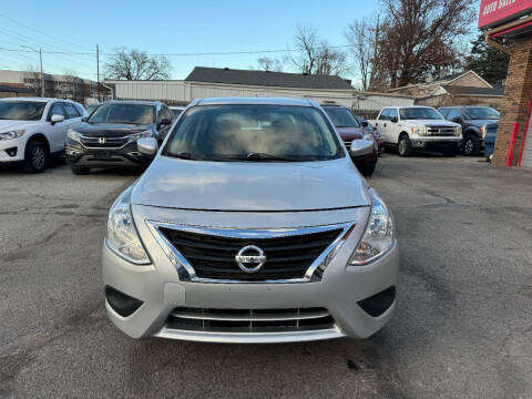 2019 Nissan Versa SV