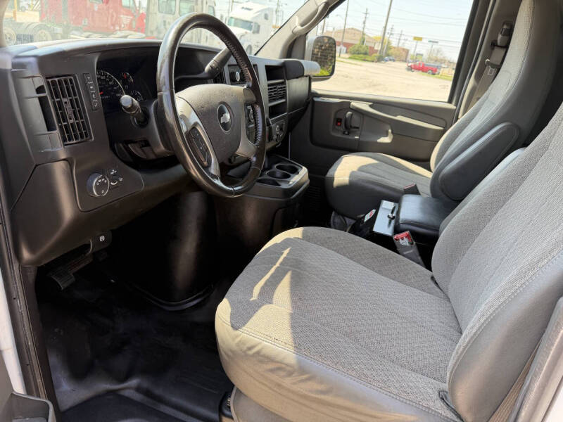 2015 Chevrolet Express 2500