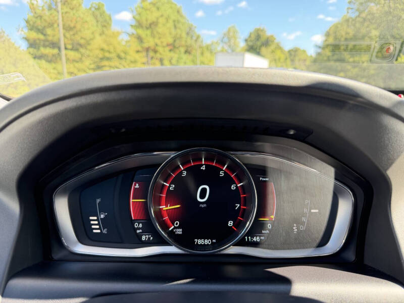 2015 Volvo XC60 T5 Drive-E Premier