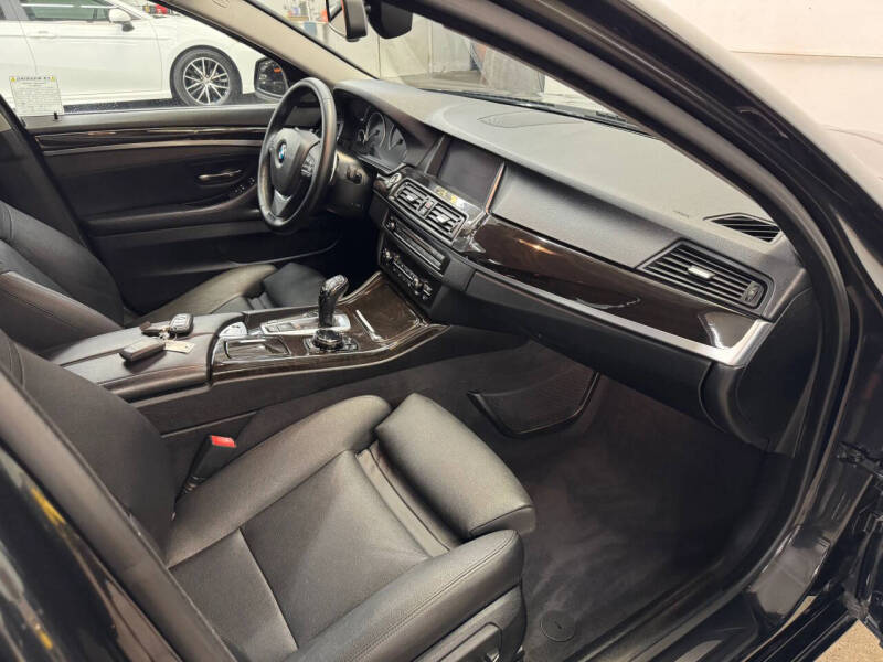 2014 BMW 5 Series 550i