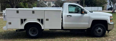 2015 Chevrolet Silverado 3500HD CC