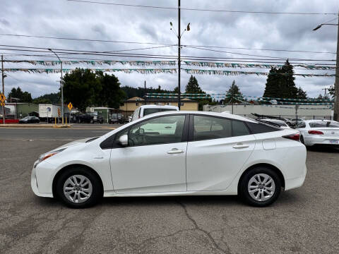 2016 Toyota Prius for sale at 82nd AutoMall in Portland OR