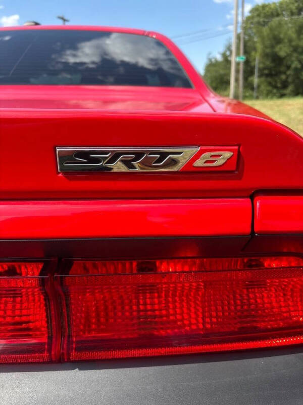 2014 Dodge Challenger SRT8