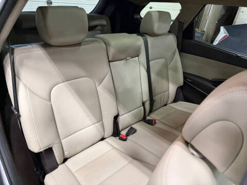 2018 Hyundai Santa Fe SE Ultimate