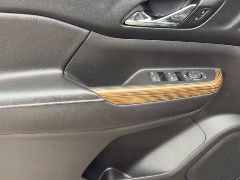 2018 GMC Acadia SLE-1