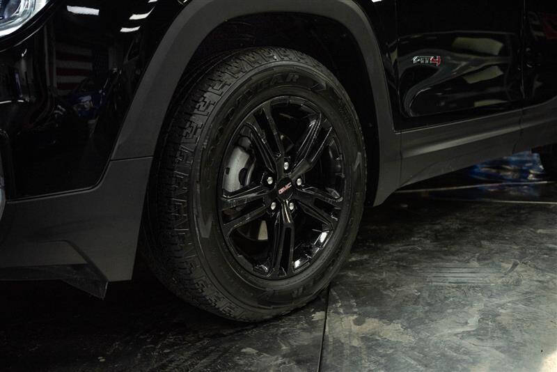 2023 GMC Terrain AT4