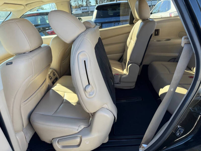 2017 Nissan Pathfinder SL