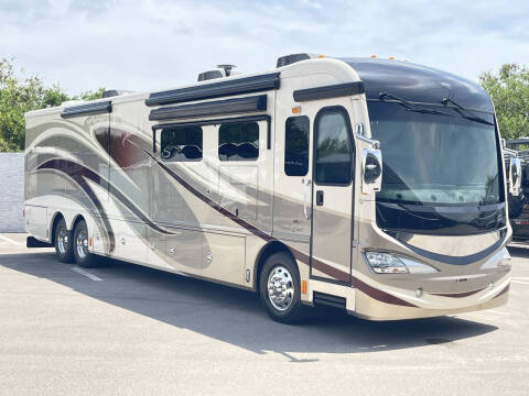 2013 Freightliner XCM Chassis