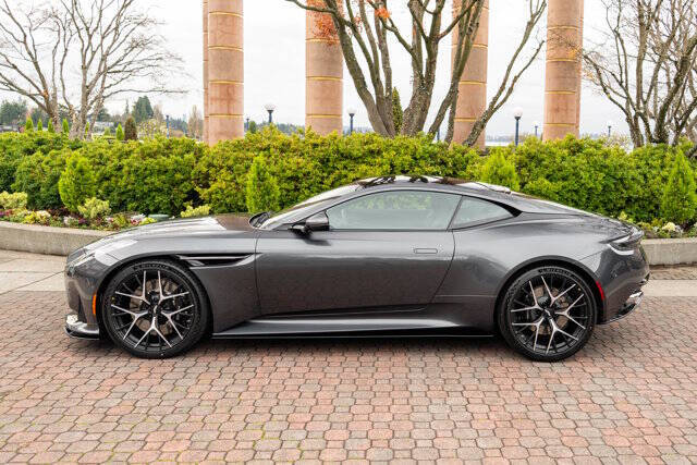 2026 Aston Martin DB12 42