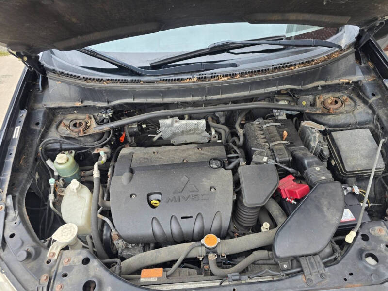 2008 Mitsubishi Outlander SE