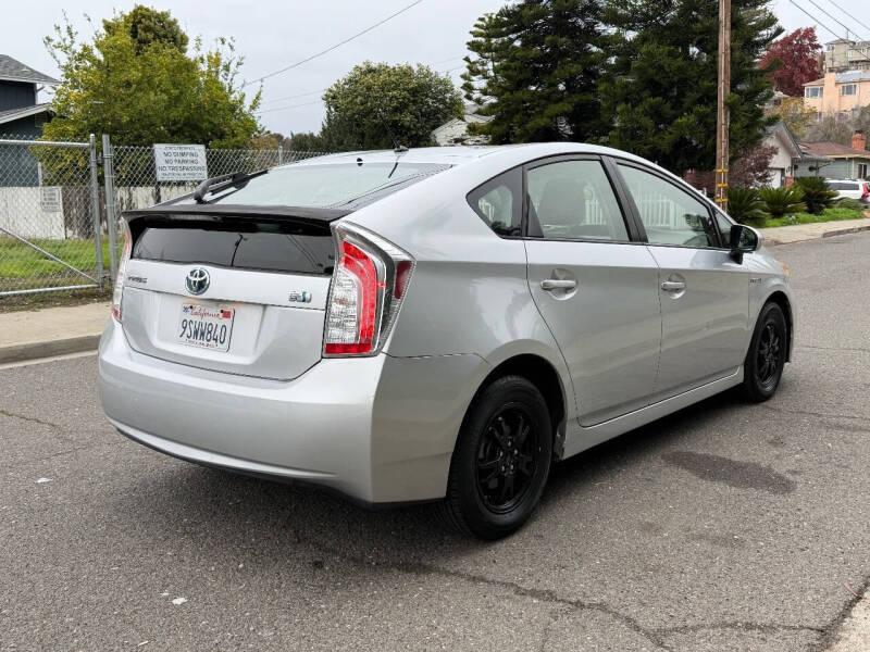 2012 Toyota Prius Two