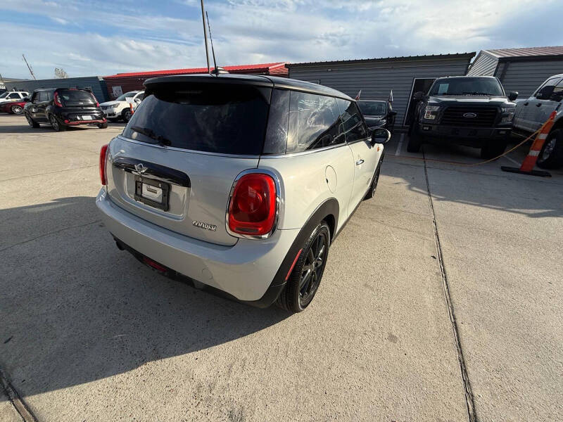 2016 MINI Hardtop 2 Door Cooper
