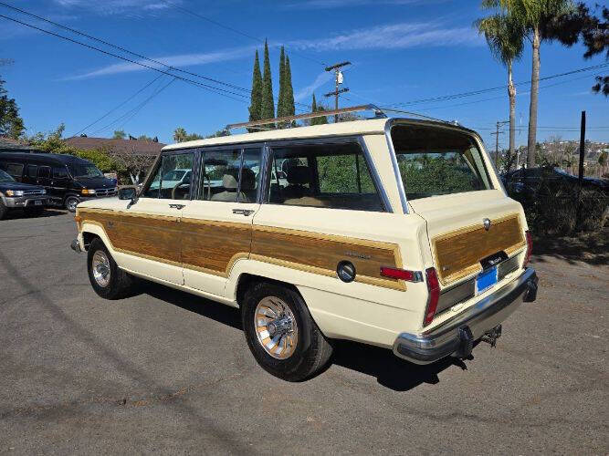 1986 Jeep Grand Wagoneer